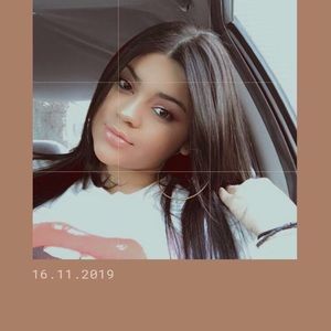 Meet your Posher, Natalie